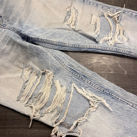 Ripped jeans - Picture 3 of 5